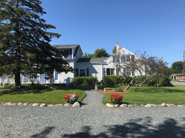 Isleview Motel & Cottages Trenton Eksteriør bilde